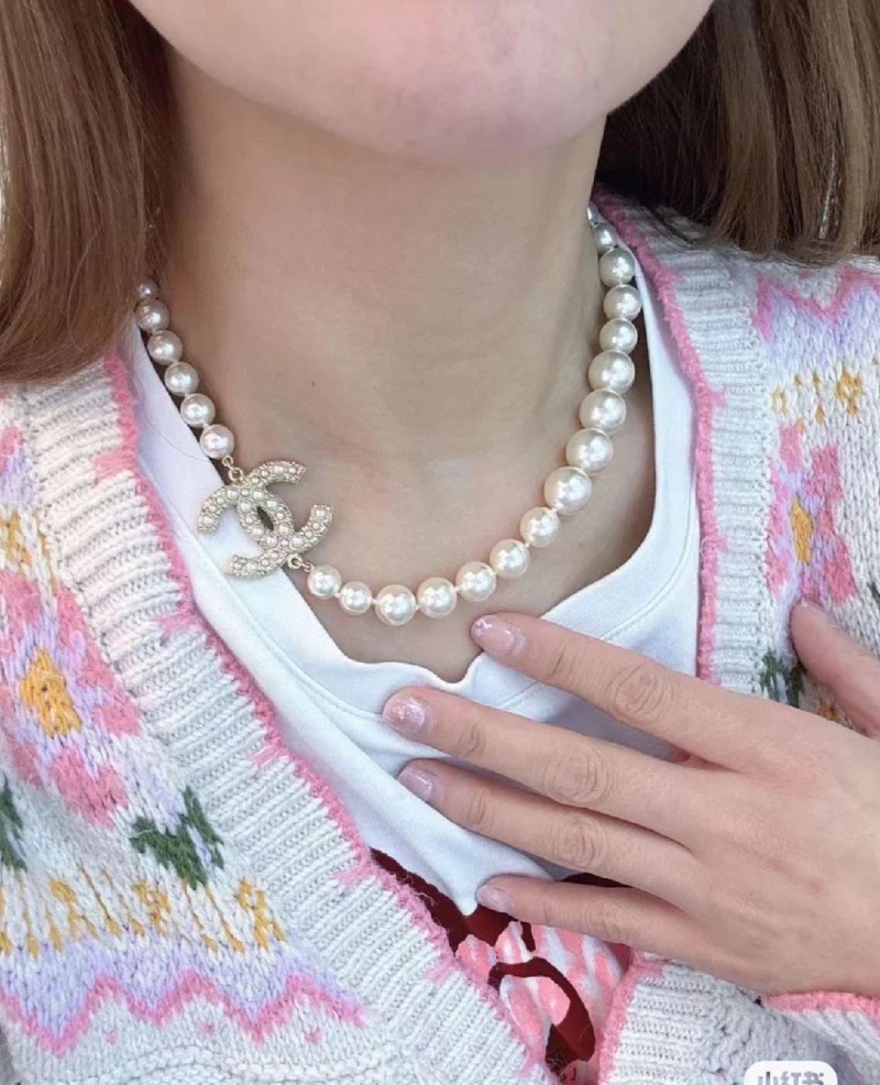 Ch**el necklaces